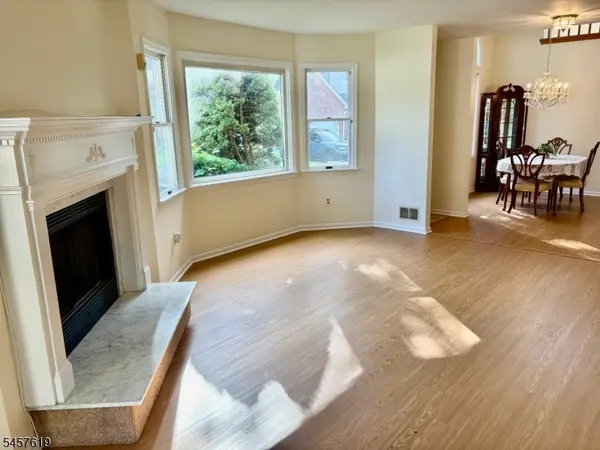 675 Raritan Rd #13, Clark Twp., NJ 07066