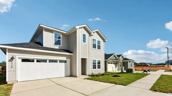 210 Salkeld DR, Uhland, TX 78640