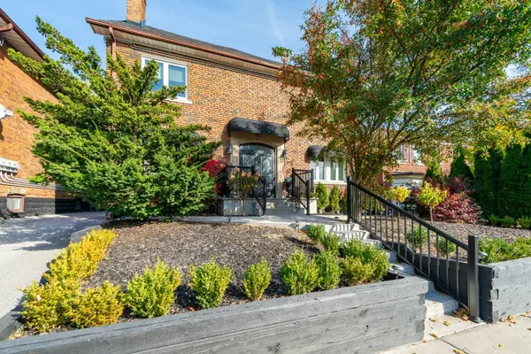 963 Avenue RD #5, Toronto C03, ON M5P 2K9