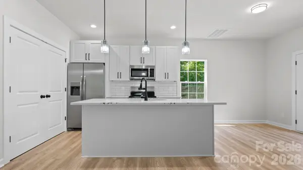 2519 Boulder LN, Charlotte, NC 28269