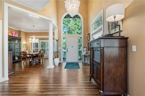2645 W 139th TER, Leawood, KS 66224