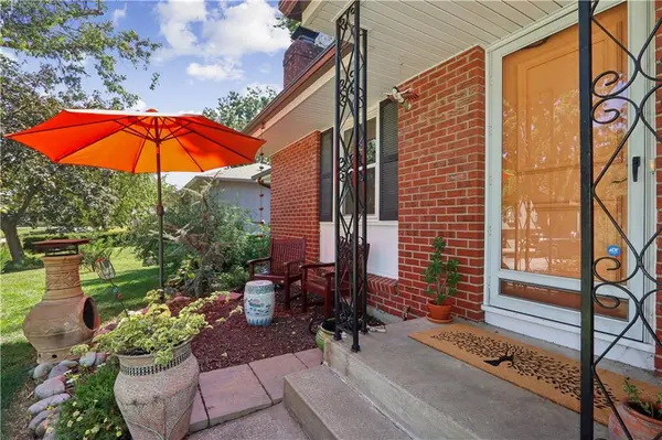 4026 N Tracy AVE, Kansas City, MO 64116