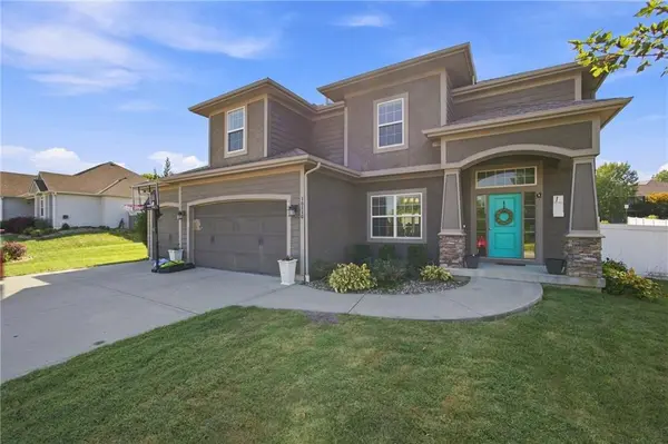 16110 kentucky View DR, Belton, MO 64012