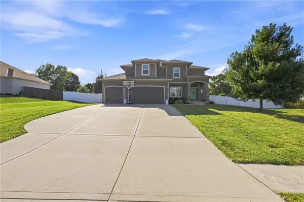 16110 kentucky View DR, Belton, MO 64012