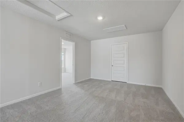 707 SW 6th TER, Oak Grove, MO 64075