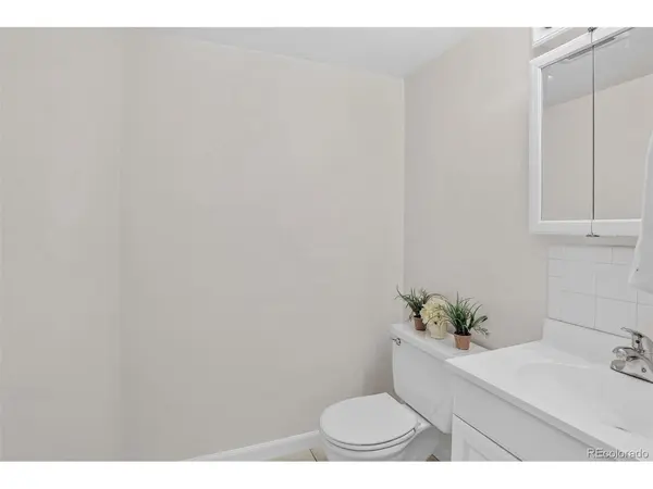 956 S Iola, Aurora, CO 80012
