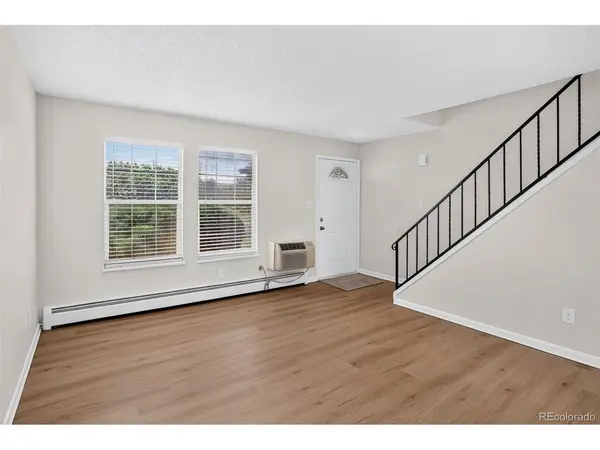 956 S Iola, Aurora, CO 80012