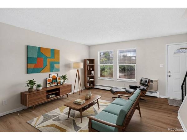 956 S Iola, Aurora, CO 80012