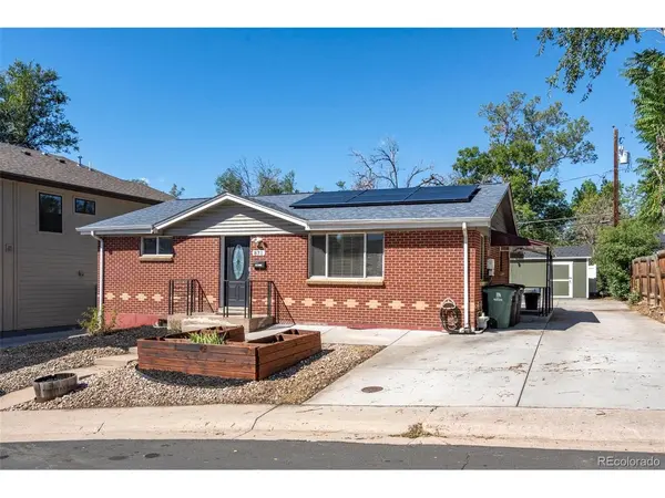 871 Winona, Denver, CO 80204