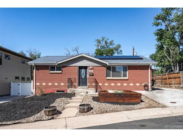871 Winona, Denver, CO 80204