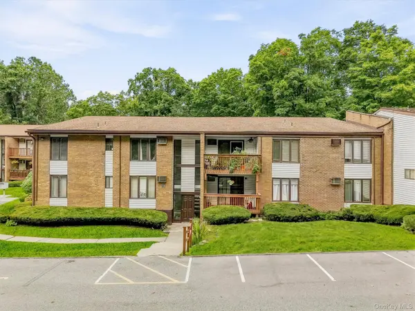 3 Hook RD #72A, Poughkeepsie, NY 12601