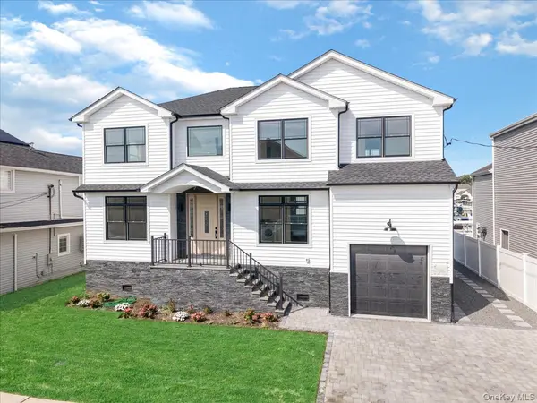 2849 Alder RD, Bellmore, NY 11710