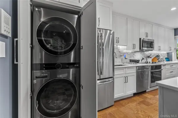 73 Lorraine TER #325, Mount Vernon, NY 10553