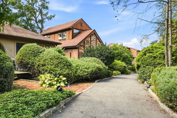 33 Tier ST #E, Bronx, NY 10464