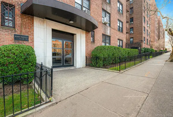 102-32 65th AVE #A44, Forest Hills, NY 11375