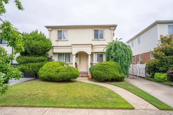 145-67 5th AVE, Whitestone, NY 11357