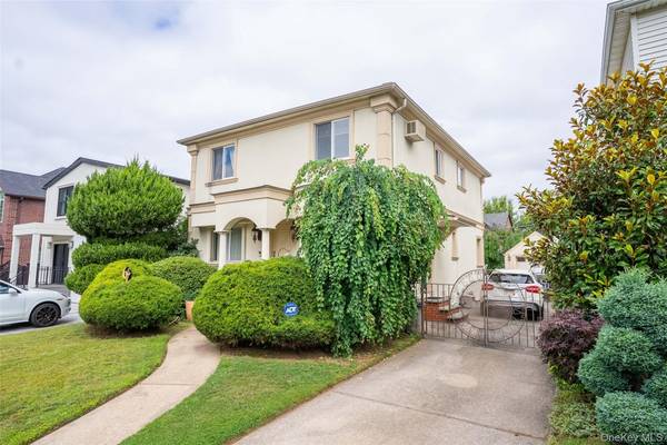 145-67 5th AVE, Whitestone, NY 11357