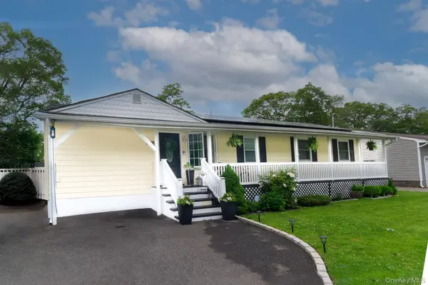 1993 Lincoln AVE, Holbrook, NY 11741