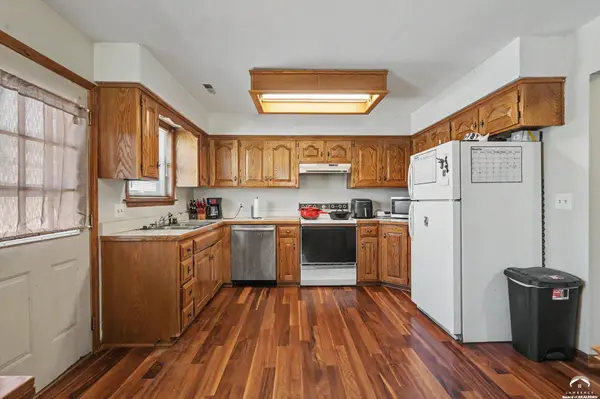 1014 Locust ST, Eudora, KS 66025