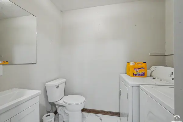 1014 Locust ST, Eudora, KS 66025