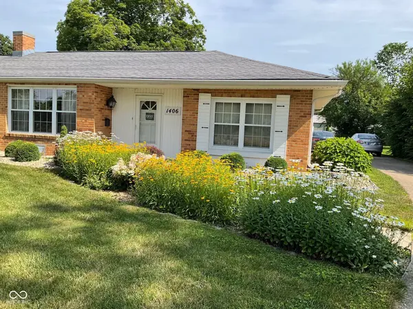 1406 Laurel DR, Columbus, IN 47203