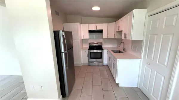 1425 HESTER DR, Lakeland, FL 33801