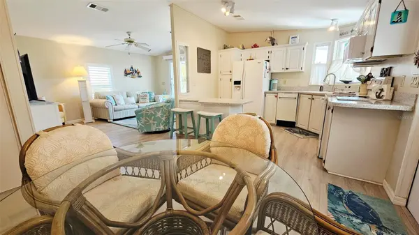 9122 KESTRAL CIR, Englewood, FL 34224