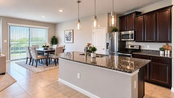 9215 MOUNTAIN MAGNOLIA DR, Riverview, FL 33578