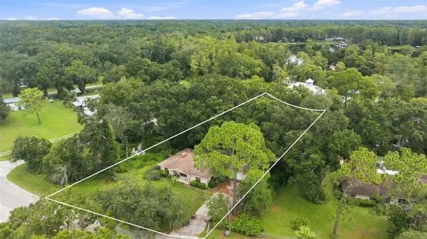 5903 LAKESIDE DR, Lutz, FL 33558