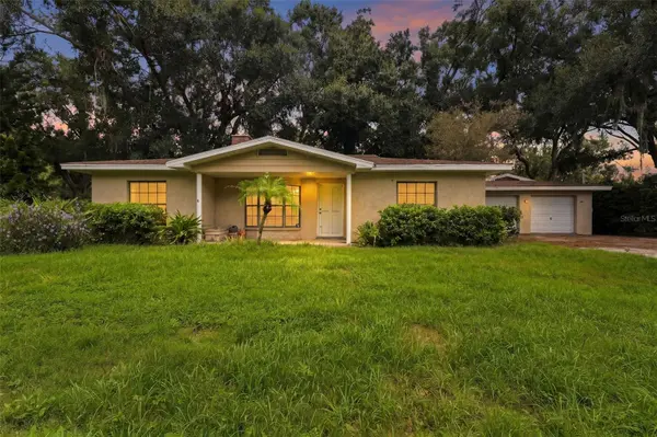 5903 LAKESIDE DR, Lutz, FL 33558