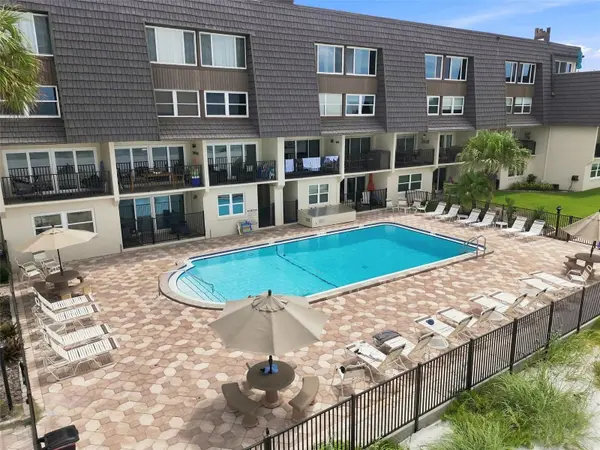 60 GULF BLVD #214, Indian Rocks Beach, FL 33785