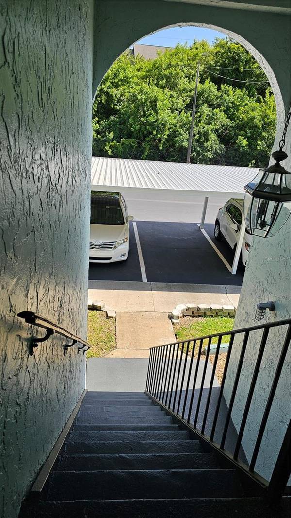 395 114TH AVE N #4, St Petersburg, FL, 33716 photo 5