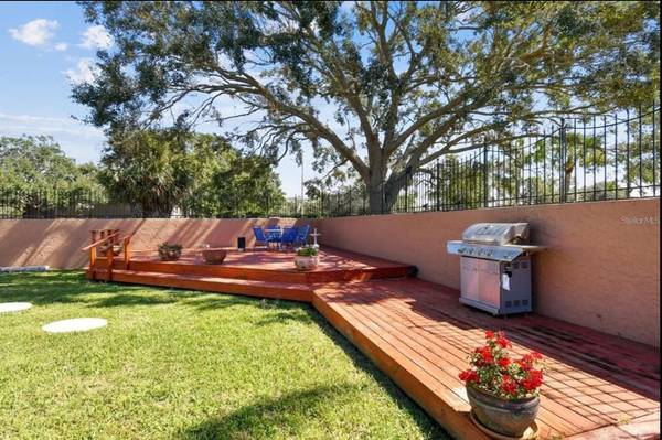 395 114TH AVE N #4, St Petersburg, FL, 33716 photo 25