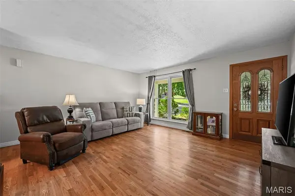 1756 Round Robin CT, St Louis, MO 63146