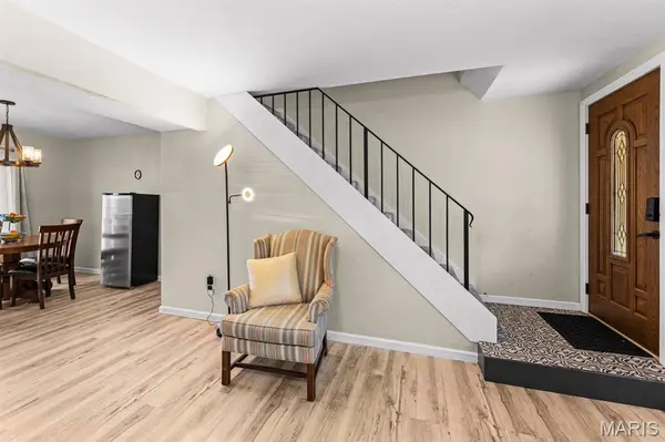 903 Hampton CT, Belleville, IL 62223