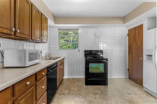 3951 French CT, St Louis, MO 63116