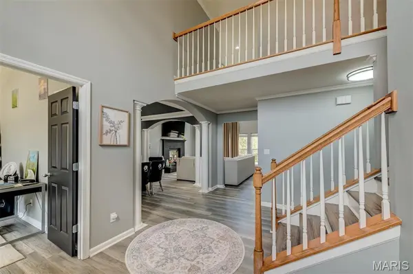 691 Berrywine LN, Arnold, MO 63010