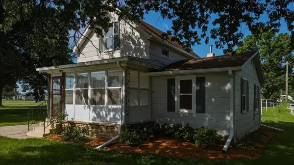 404 East ST, Prophetstown, IL 61277