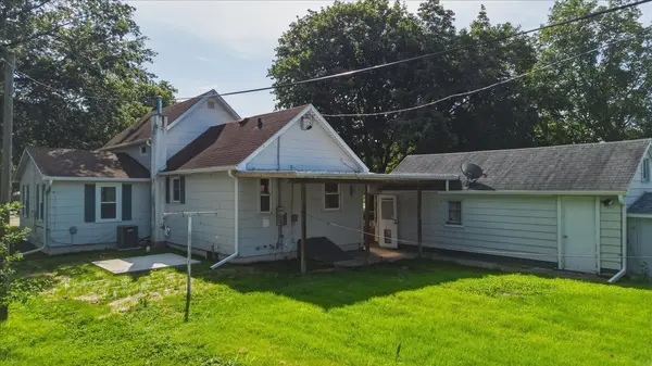 404 East ST, Prophetstown, IL 61277