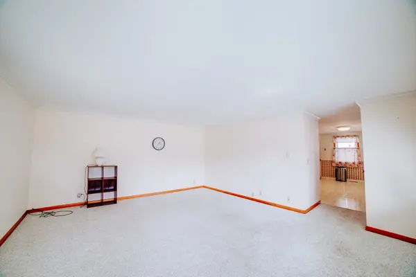 304 E Cherry ST #1, Watseka, IL 60970