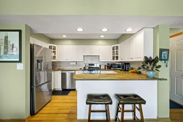 2112 W Armitage AVE #2N, Chicago, IL 60647