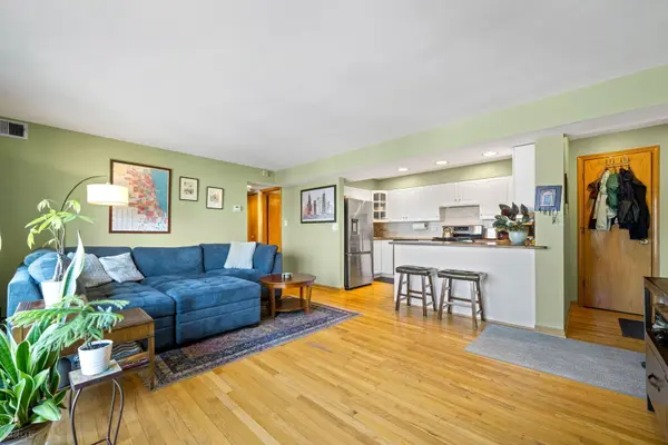 2112 W Armitage AVE #2N, Chicago, IL 60647