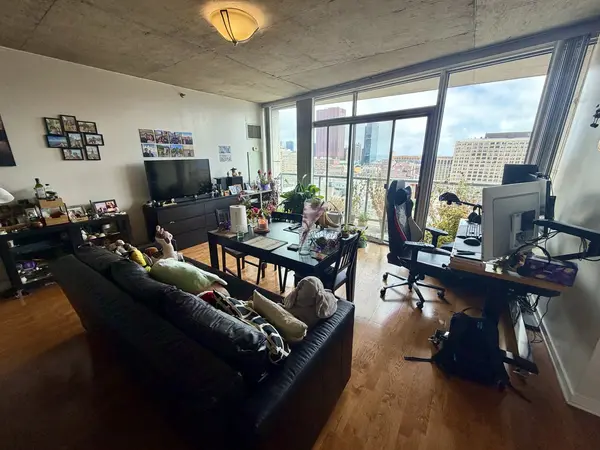 611 S Wells ST #2302, Chicago, IL 60607