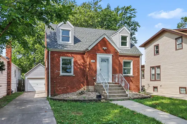 1934 S 6th AVE, Maywood, IL 60153
