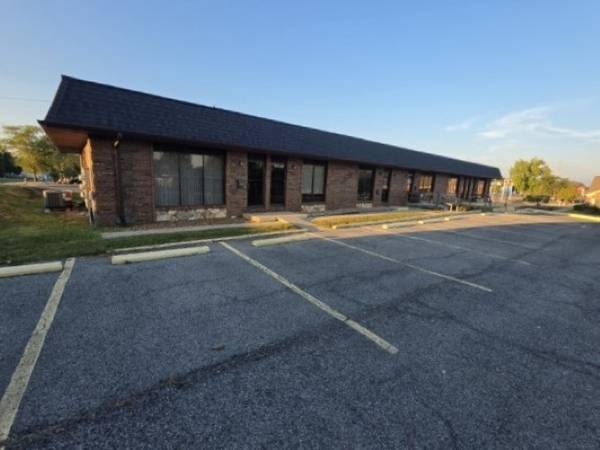 2801 BROADWAY ST #A, Mt Vernon, IL 62864