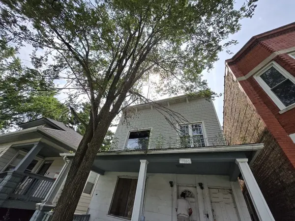 11940 S Wallace ST, Chicago, IL 60628