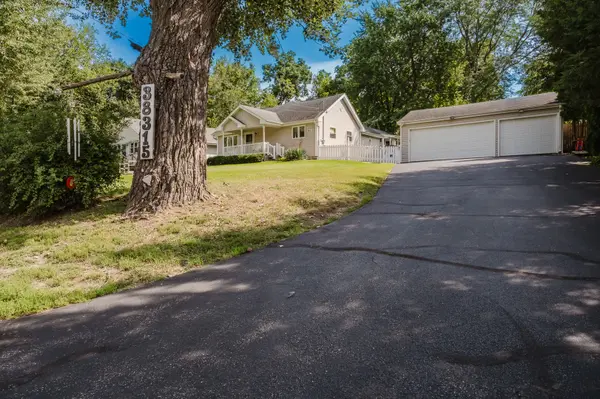 38315 N 5th AVE, Spring Grove, IL 60081