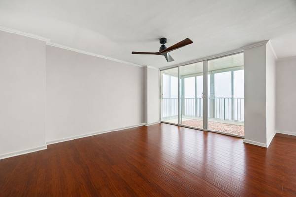 940 W Glenlake AVE #34D, Chicago, IL 60660