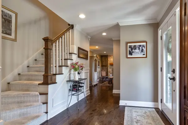 1971 Countryside DR, Libertyville, IL 60048