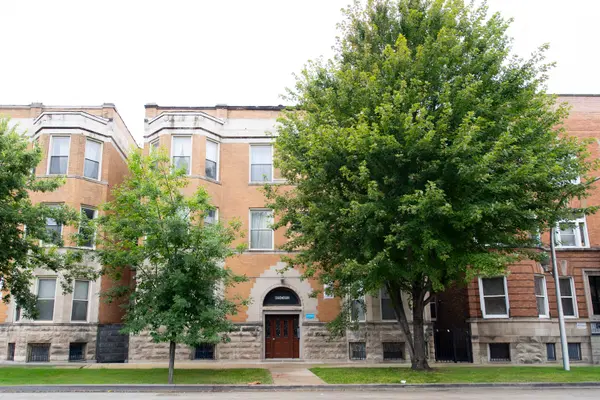 4852 S Prairie AVE #1B, Chicago, IL 60615